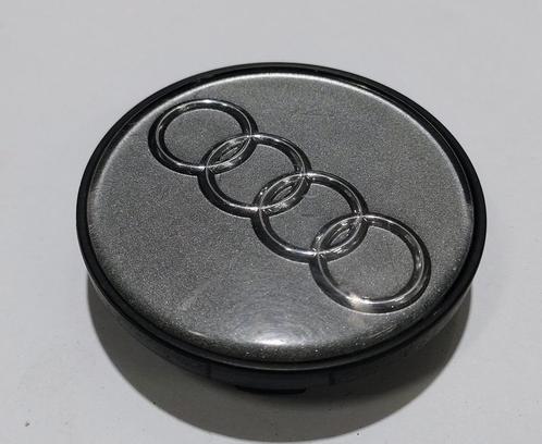 Originele Audi naafkap 60mm 4D0601170, Autos : Pièces & Accessoires, Autres pièces automobiles, Utilisé, Enlèvement ou Envoi