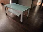 SALONTAFEL GLAS IN KADER VAN GRIJS METAAL, Huis en Inrichting, Ophalen, Minder dan 50 cm, 50 tot 100 cm, Zo goed als nieuw