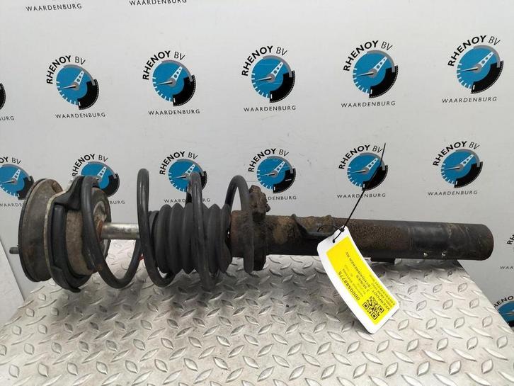 B.M.W. 3 SERIES 330d Dynamic Exec.  [RF_STRUT] 2006, Autos : Pièces & Accessoires, Autres pièces automobiles, Utilisé, ARN reconnu