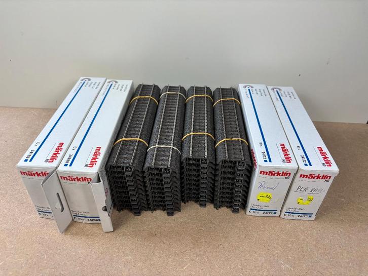 Märklin H0 – 24172/24188 – Rails droits (40), Hobby & Loisirs créatifs, Trains miniatures | HO, Utilisé, Rails, Märklin, Enlèvement ou Envoi