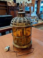 Antieke kerk- en processielantaarn, Enlèvement