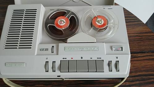 Vintage koffer Lowe Opta bandrecorderspeler zeldzaam, Audio, Tv en Foto, Bandrecorder, Bandrecorder, Met banden, Ophalen of Verzenden