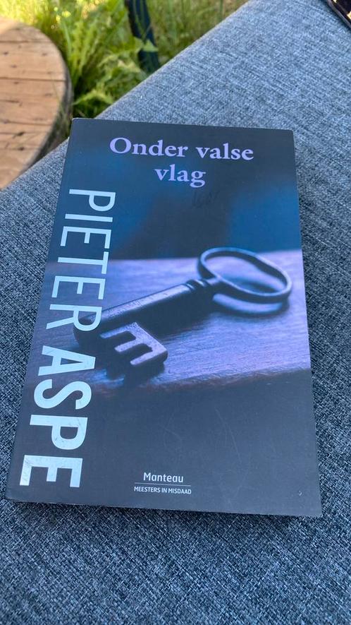 Pieter Aspe - Onder valse vlag, Boeken, Thrillers, Ophalen of Verzenden