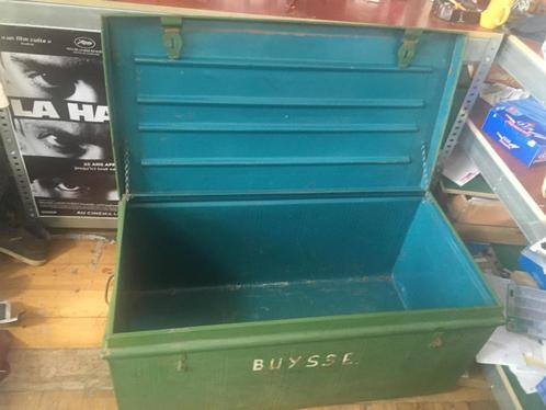 Vintage metalen kist, militaire koffer, groene opbergkist, Huis en Inrichting, Woonaccessoires | Kisten, Gebruikt, Minder dan 50 cm