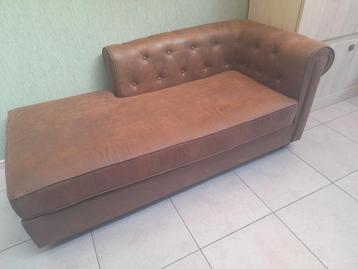 Chaise longue beschikbaar voor biedingen