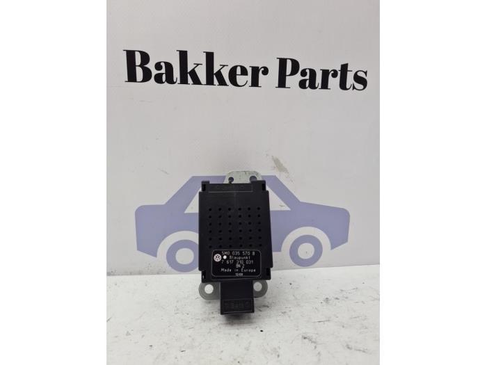 Antenne amplificateur d'un Volkswagen Golf, Autos : Pièces & Accessoires, Électronique & Câbles, Volkswagen, Utilisé, 3 mois de garantie