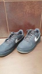 NIKE AIR FORCE I ZWARTE SNEAKER (MAAT 38), Zwart, Ophalen of Verzenden, Zo goed als nieuw, Sneakers