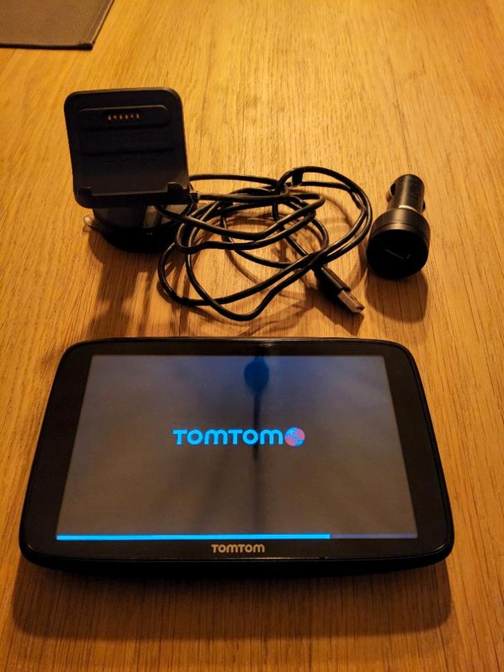 Tomtom 620 GO professionnel Europe Poid lourds, Autos : Divers, Navigation de voiture, Comme neuf, Enlèvement