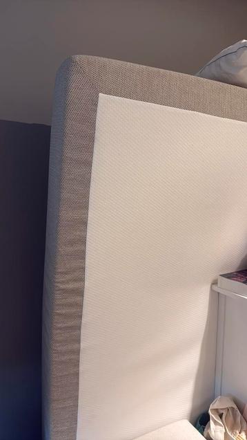 Matras + topper direct beschikbaar ! beschikbaar voor biedingen