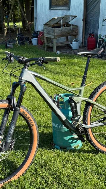 CUBE STEREO ONE22 HPC TM 29 FLASHGREYA NÂ OLIVE, Autres marques, Enlèvement ou Envoi, Comme neuf, VTT tout suspendu