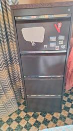 armoire métallique industrielle 4 tiroirs vintage, Plusieurs portes, Enlèvement, Utilisé, Autres essences de bois