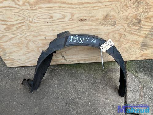 TOYOTA YARIS P1 Links voor modderkuip wielkuip 1999-2005, Auto-onderdelen, Carrosserie, Bumper, Toyota, Gebruikt, Ophalen of Verzenden