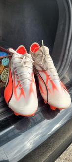 puma ultra taille 42 , casy 9, Sport en Fitness, Voetbal, Ophalen of Verzenden, Zo goed als nieuw