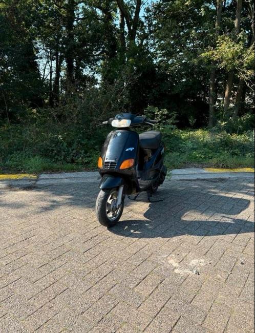 Zip type 3 b klasse, Fietsen en Brommers, Scooters | Piaggio, Zip, Klasse B (45 km/u), Ophalen