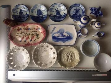 Miniatuur porselein vanaf 4 p st beschikbaar voor biedingen