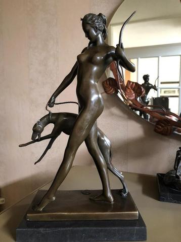 bronzen diana godin v jacht m windhond greyhound whippet hon, Antiek en Kunst, Kunst | Beelden en Houtsnijwerken, Ophalen of Verzenden