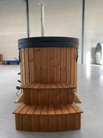 Houtgestookte hottub (2 personen) “Tobbe & Ton”, Tuin en Terras, Ophalen, Trap