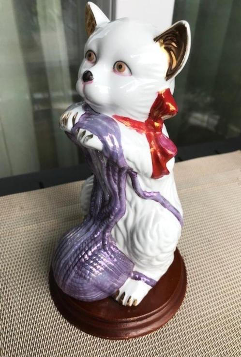 Kat Poes Porselein Spelend vintage 22 H 😻💑😻😍🎁👌, Antiek en Kunst, Kunst | Beelden en Houtsnijwerken, Ophalen of Verzenden