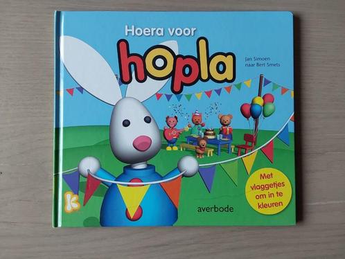 Hoera voor HOPLA, Boeken, Kinderboeken | Baby's en Peuters, Gelezen, Ophalen of Verzenden