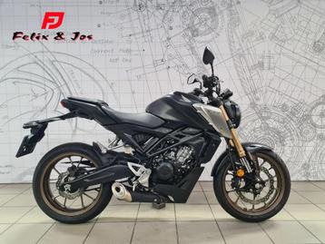 Honda CB125R (bj 2022) beschikbaar voor biedingen