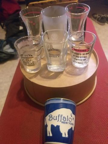 7 shotglaasjes / druppelglaasjes, Enlèvement, Comme neuf, Verres et Verres à shot
