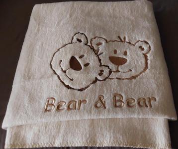 COUVERTURE DOUCE ET CHAUDE POUR LIT BÉBÉ  beschikbaar voor biedingen