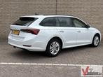 Skoda Octavia Combi 1.0 TSI Business Edition | € 8.650 NETTO, Auto's, Skoda, Zwart, Wit, Bedrijf, Parkeersensor
