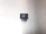 DIVERSEN AUX/USB aansluiting Subaru Trezia (01-2011/-), Gebruikt, Subaru