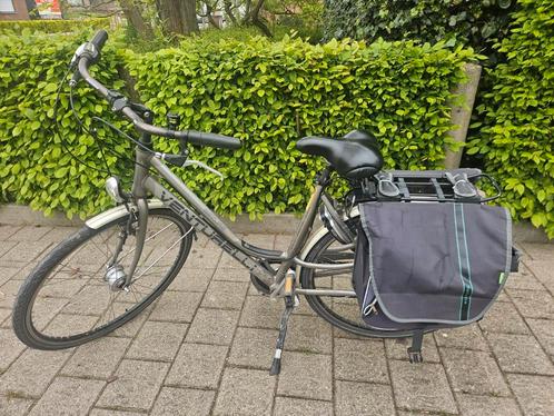 Damesfiets Venturelli, Fietsen en Brommers, Fietsen | Dames | Damesfietsen, Zo goed als nieuw, Ophalen of Verzenden