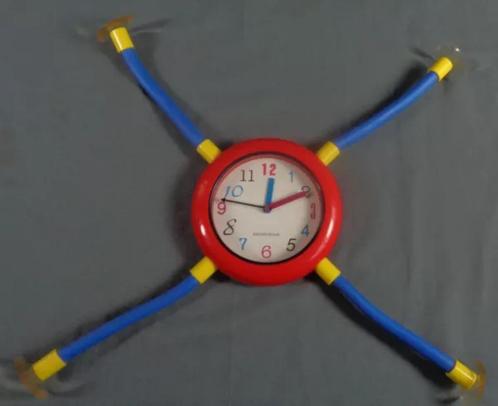Memphis Milano Style klok 1980s vintage retro, Huis en Inrichting, Woonaccessoires | Klokken, Zo goed als nieuw, Verzenden