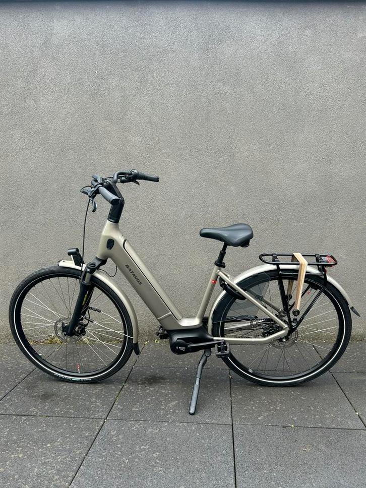 Batavus Finez E-Bike Riemaandrijving Bosch, Fietsen en Brommers, Elektrische fietsen, Zo goed als nieuw, Batavus, 47 tot 51 cm