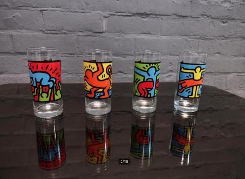 Keith Haring drinkglazen, Verzamelen, Glas en Drinkglazen, Zo goed als nieuw, Frisdrankglas, Ophalen of Verzenden