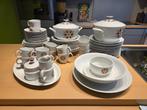 Retro porseleinen servies, Antiek en Kunst, Ophalen