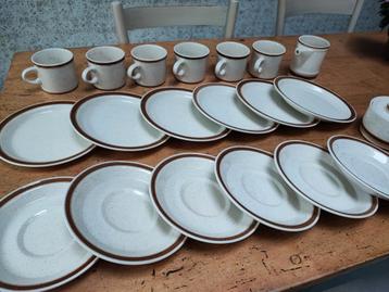 Antieke Brendan Erin Stone 20-delig servies set (Compleet!)  beschikbaar voor biedingen