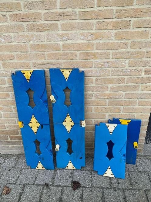 GRATIS  deur en raam voor speelhuisje  van Jungle Gym, Kinderen en Baby's, Speelgoed | Buiten | Speeltoestellen, Gebruikt, Overige typen