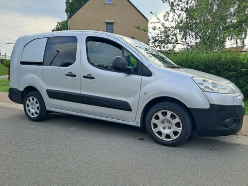 Peugeot Partner Verlegende Chassis Goede Staat Gekeurd !, Auto's, Bestelwagens en Lichte vracht, Particulier, ABS, Airbags, Airconditioning