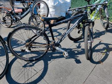 Vélo de montagne Merida Mats Lava pour garçons, Merida, Enlèvement, Utilisé, Hommes