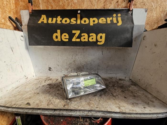 Koplamp rechts van een Volvo V40, Auto-onderdelen, Verlichting, Volvo, Gebruikt, 3 maanden garantie, Ophalen of Verzenden