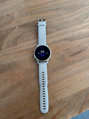 Garmin Venu 2s witgoud goede staat beschikbaar voor biedingen