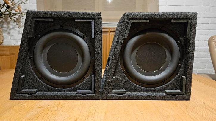 2 compacte Actieve sub's voor in de wagen, Audio, Tv en Foto, Luidsprekerboxen, Gebruikt, Subwoofer, Ophalen