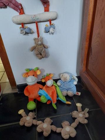 Allerlei baby knuffels set beschikbaar voor biedingen