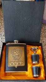 Fiole avec blason URSS plus 2 verres et entonnoir, Enlèvement ou Envoi