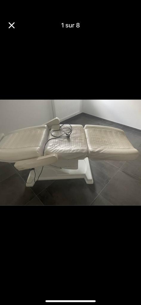 Table de massages et de soins, Huis en Inrichting, Woonaccessoires | Overige, Gebruikt, Ophalen