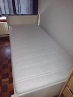 1 persoons bed, matras, lattenbodem, nachtkast, bijna nieuw, Ophalen, 90 cm, Zo goed als nieuw, Matras