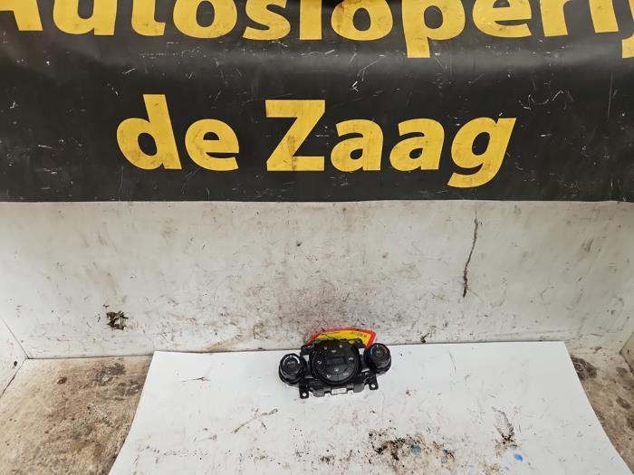 Kachel Bedieningspaneel van een Ford Fiesta, Auto-onderdelen, Dashboard en Schakelaars, Ford, Gebruikt, 3 maanden garantie, Ophalen of Verzenden