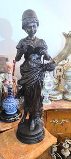 EUTROPE BOURET (Paris, 1833 - 1906) beeld, h 73 cm, Ophalen