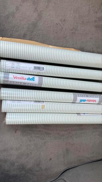 6 rollen behangpapier nieuw  Venilia disponible aux enchères