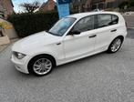 BMW 1 SERIE, CARPLAY, M PAKKET VELGEN, Auto's, BMW, Zwart, 4 cilinders, Wit, 5 deurs