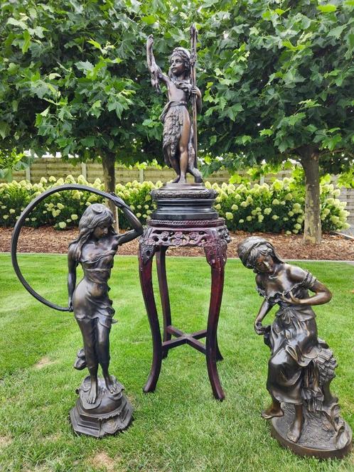 3 bronzen beelden en een bijzettafel doe eerlijk voorstel !!, Antiek en Kunst, Antiek | Brons en Koper, Brons, Ophalen