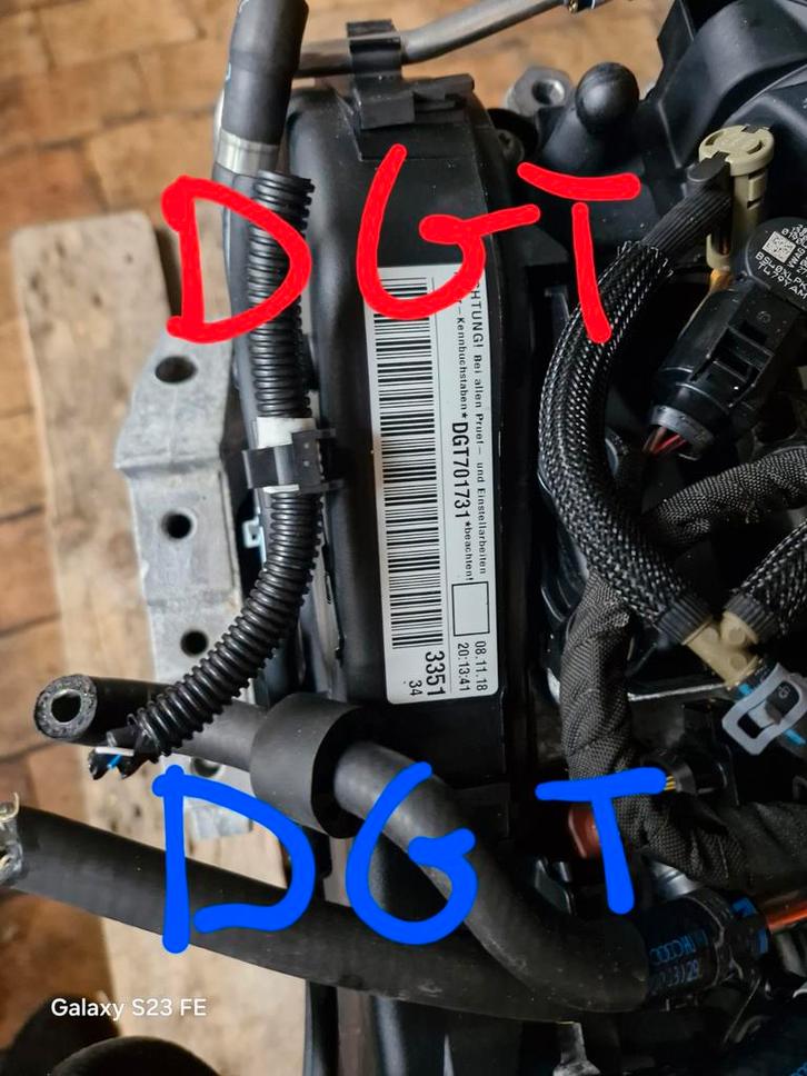 MOTEUR 1.6TDI DGT, Autos : Pièces & Accessoires, Moteurs & Accessoires, Enlèvement ou Envoi